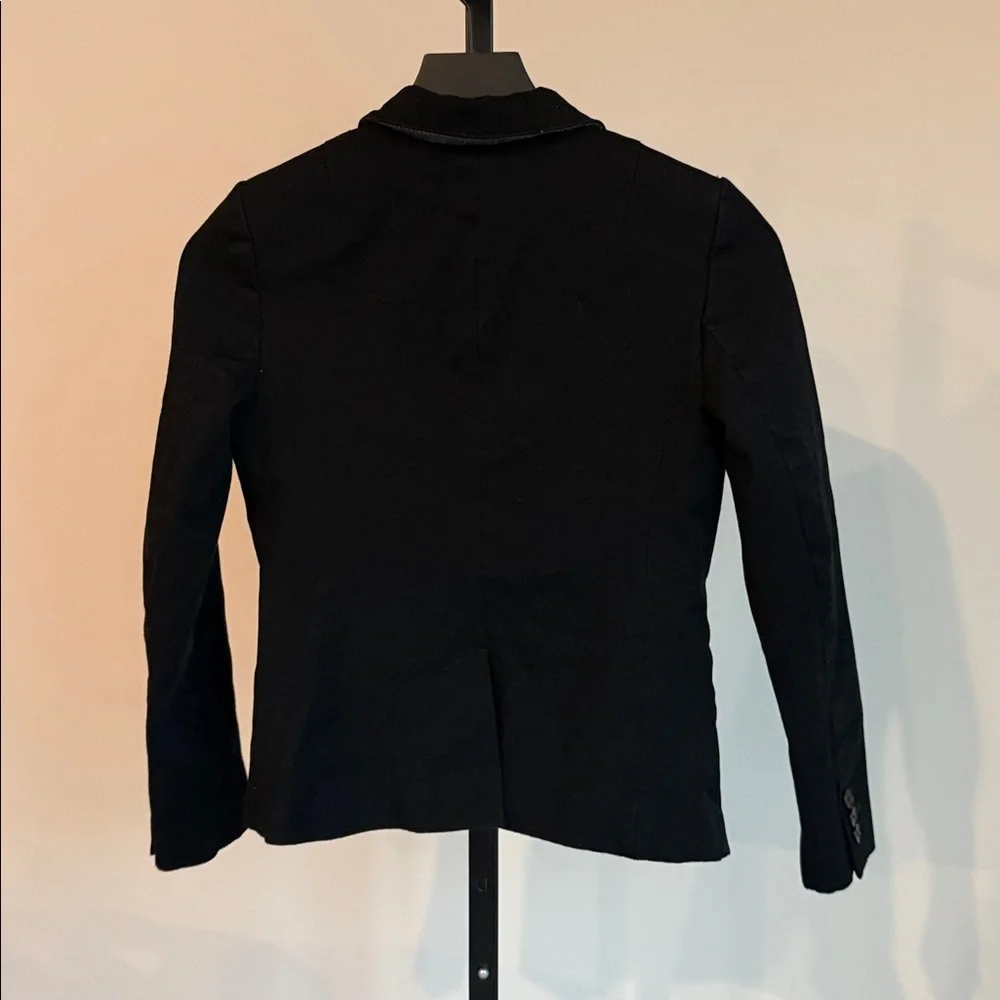 Banana Republic fitted black blazer - Picture 2 of 2